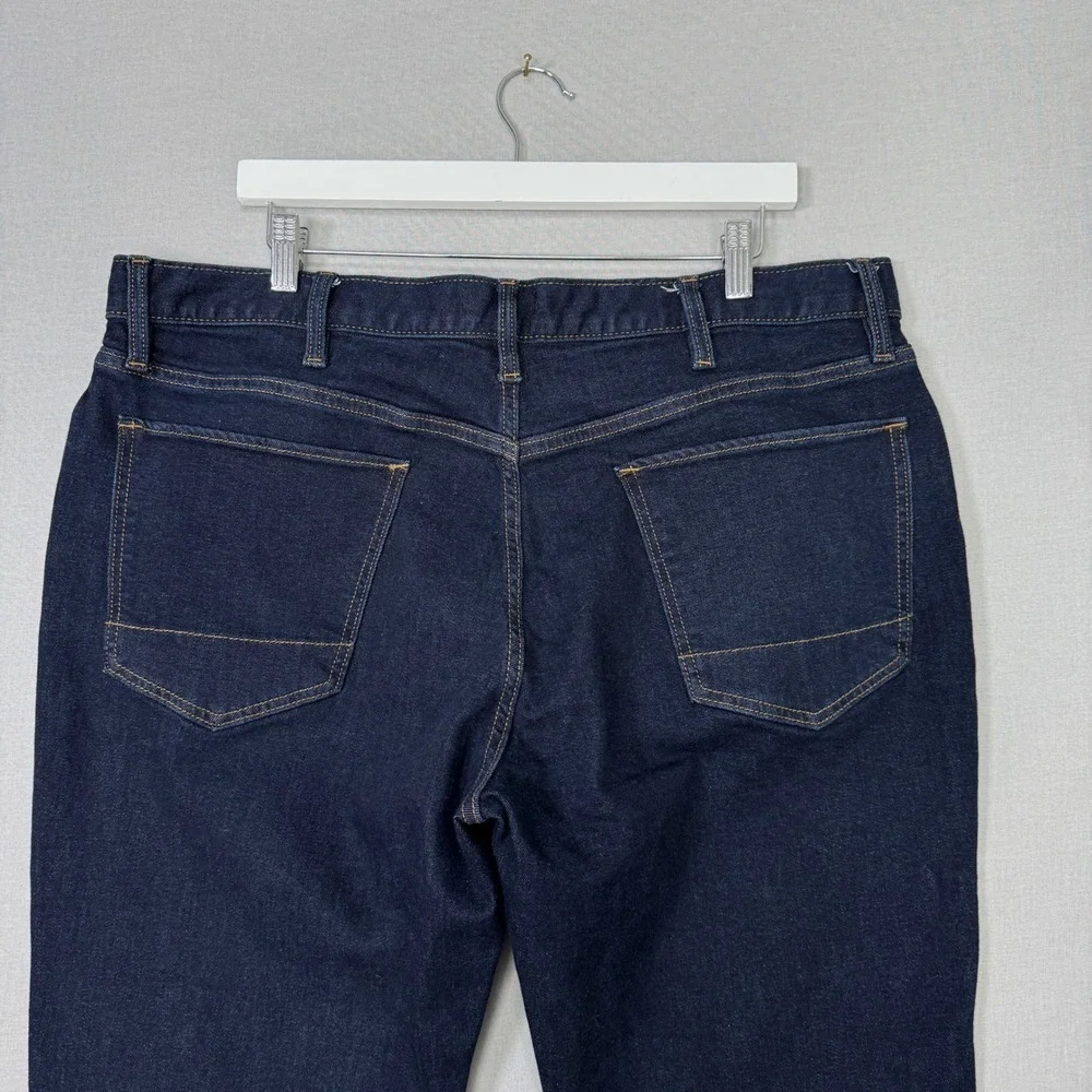 Banana Republic Athletic Travel Jeans Mens 38x32 Blue Indigo Wash Denim Basic